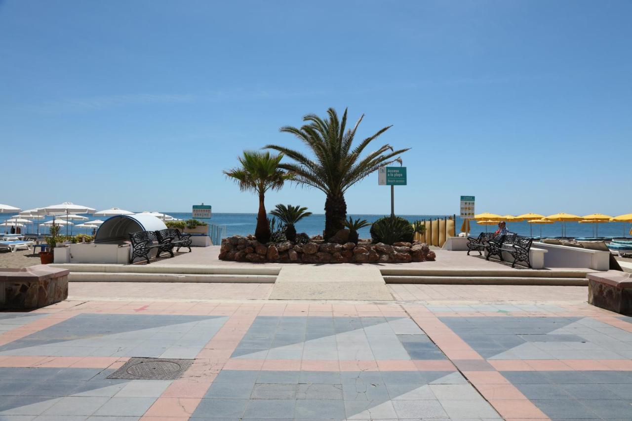 071 - Beachside Studio Perfect For A Family Getaway Apartment Torremolinos Exterior photo